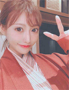 《一夜睡了七个女高中生小说h》