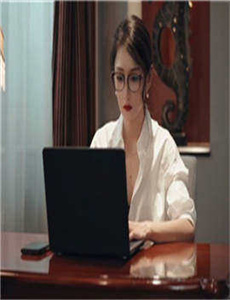 《美胞一线天》